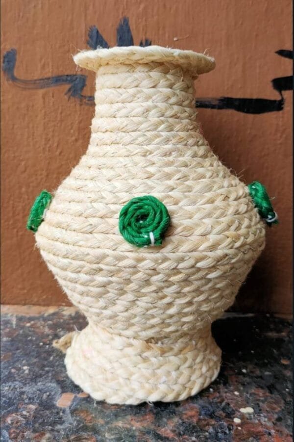 Flower pot